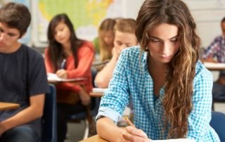 Νέο μάθημα Οικονομίας (Για τα βασικά οικονομικά μεγέθη) στην Α΄Λυκείου