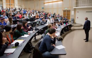 Προς τους πανεπιστημιακούς μας δασκάλους