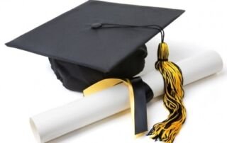 Αυτά είναι τα 106 Πανεπιστημιακά Τμήματα που το πτυχίο τους είναι ακαδημαϊκά ισοδύναμο με μεταπτυχιακό τίτλο