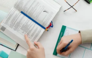 Τι πρέπει να γνωρίζουν οι υποψήφιοι για την εισαγωγή τους: Σ. Στρατηγάκης ενόψει των πανελλαδικών εξετάσεων