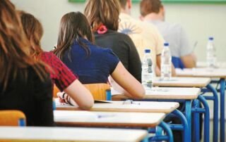 Πανελλήνιες 2025: Τι πρέπει να έχουν μαζί τους οι υποψήφιοι