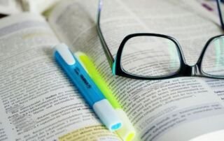 Σχολεία: Μείωση στην ύλη, εκπαιδευτικοί μονόλογοι, τα προγράμματα σπουδών