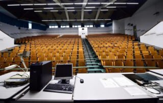 Πόσα ιδιωτικά πανεπιστήμια αντέχει η Ελλάδα;