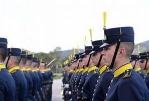 10 ερωτήσεις – απαντήσεις για τις Στρατιωτικές Σχολές και τις Πανελλήνιες 2026