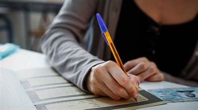 Ανακατατάξεις στις βάσεις εισαγωγής 2026 – Ποιοι κλάδοι ανεβαίνουν